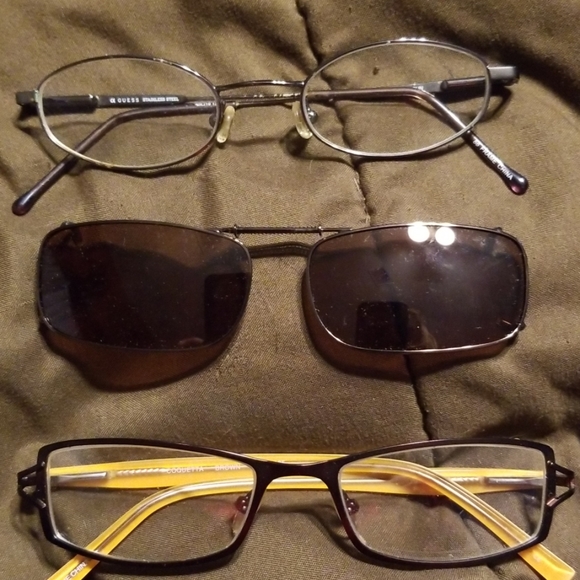 2 pair of glasses - Picture 1 of 8